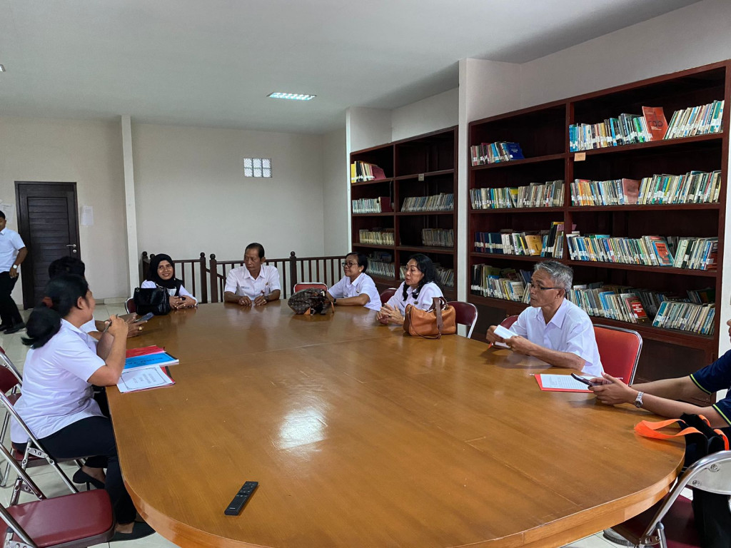 Dinas Perpustakaan dan Kearsipan Kabupaten Badung, Melaksanakan Evaluasi dan Monitoring Desa Penerima Manfaat Program Transformasi Perpustakaan Berbasis Inklusi Sosial